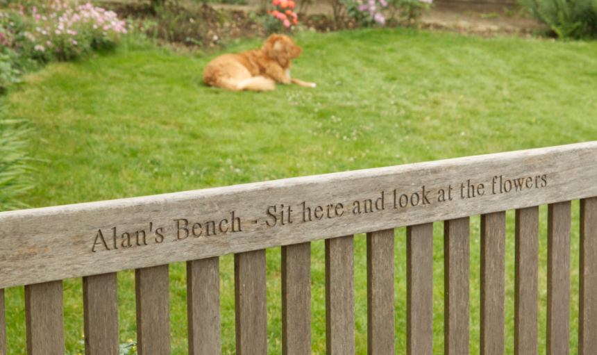 Engraved wood memorial bench