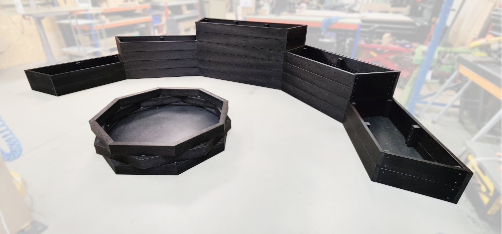 C-Shape Planter 2