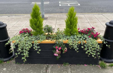 Long-Planter-With-Orange-Rim Long Recycled Plastic Planter with Coloured Rim and Plants