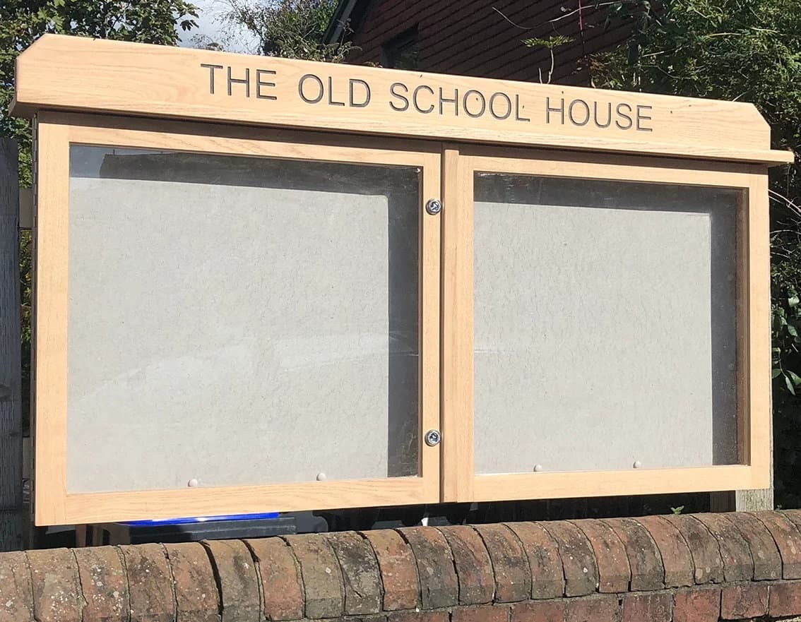 Oak-Notice-Board-with-header-1 Oak notice board with two doors and engraved header