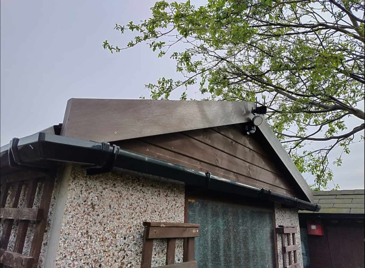 Recycled Plastic Garden Roof