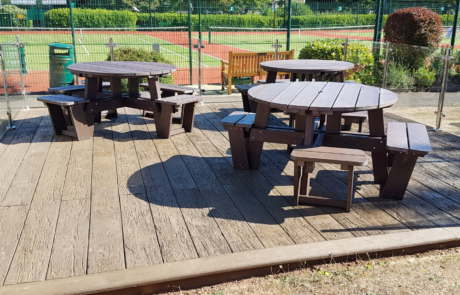 Wheelchair-Octagonal-Recycled-Plastic-Picnic-Table Wheelchair Recycled Plastic Picnic Tables.